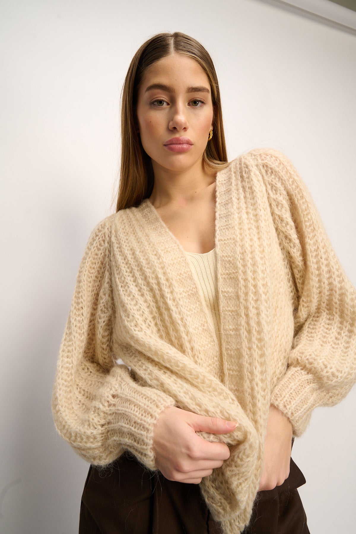 Noellas Joseph Knit Cardigan Beige. Køb Cardigans hos www.noillafashion.com