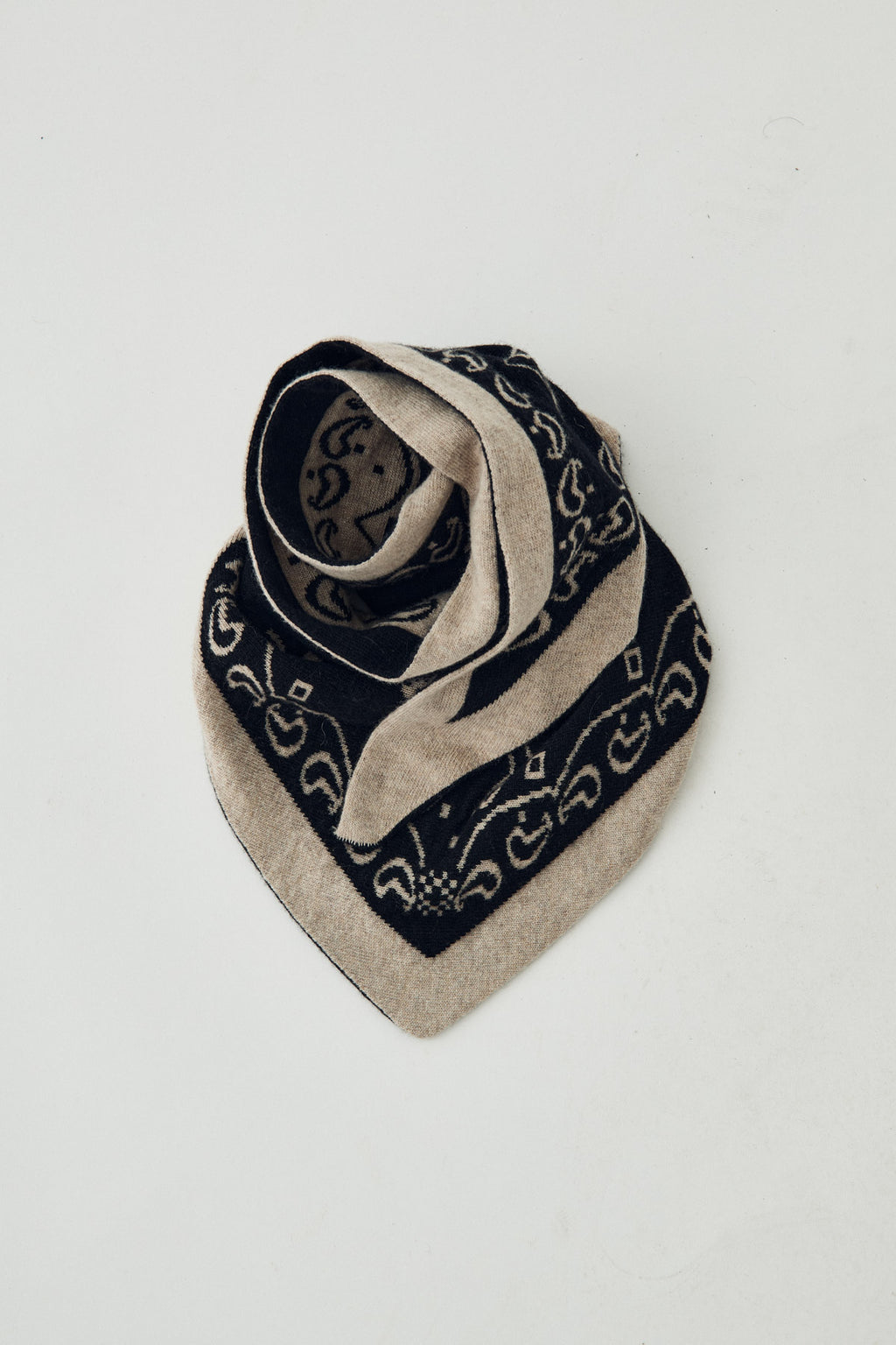 N-Neomi Scarf Sand Black Mix
