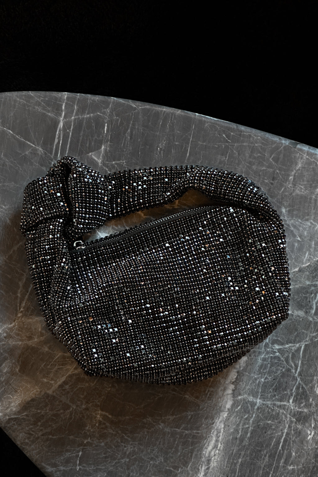 Noellas Sissy Sequin Bag Black. Køb Tasker hos www.noillafashion.com