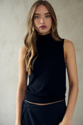 Noellas Keshia Knit Top Black. Køb T-shirts / Toppe hos www.noillafashion.com